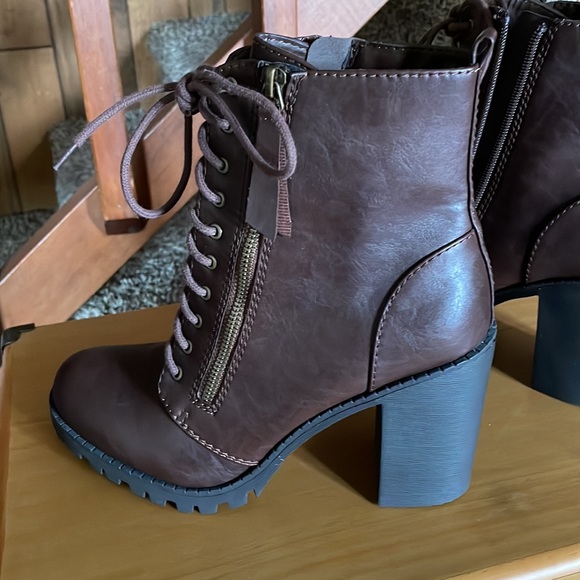 💗SODA💗SUPER CUTE COMBAT BOOTS - Picture 3 of 7